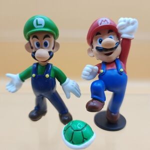 2007 Super Mario Brothers Nintendo Mario Luigi Figures 2.5"